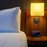 Hotel Express Bilbao Airport By Ihg Derio