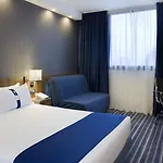 Hotel Express Bilbao Airport By Ihg