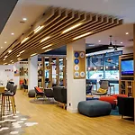 Hotel Express Bilbao Airport By Ihg Derio