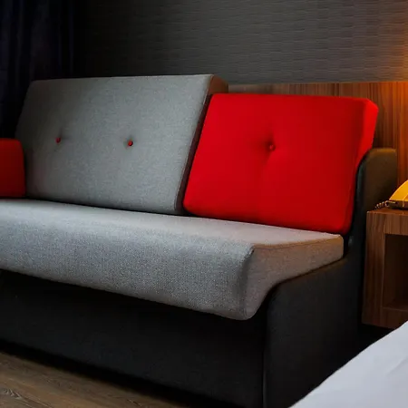 Hotel Express Bilbao Airport By Ihg Derio
