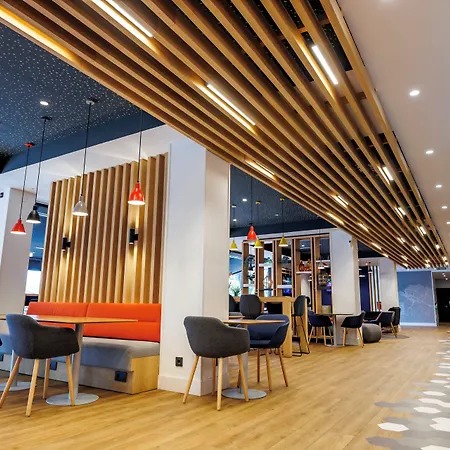 Express Bilbao Airport By Ihg 酒店 德里奥