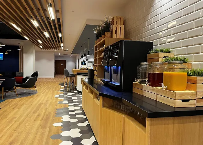 Express Bilbao Airport By Ihg Hotel