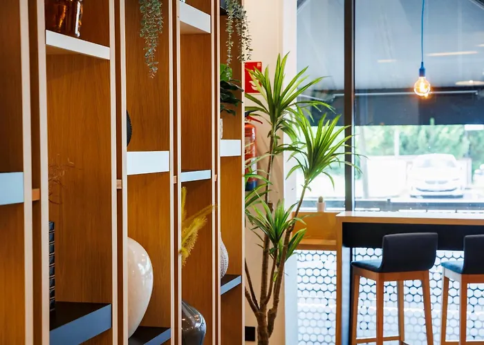 Hotel Express Bilbao Airport By Ihg Derio