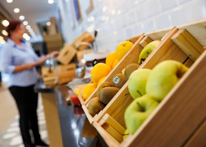 Express Bilbao Airport By Ihg Hotel