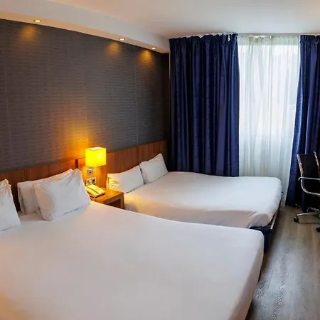 Express Bilbao Airport By Ihg 3*