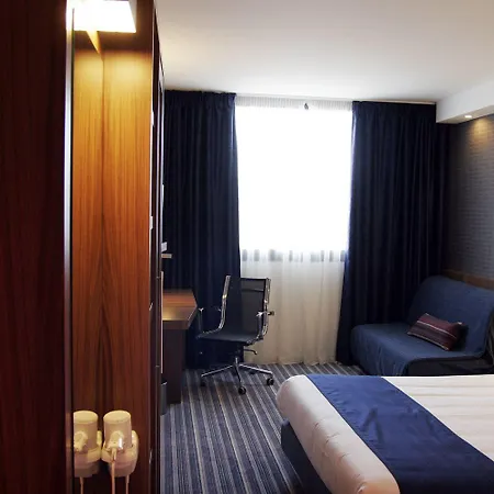 Express Bilbao Airport By Ihg فندق ديريو