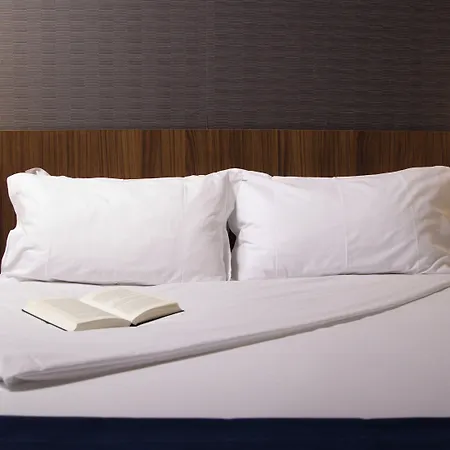 Express Bilbao Airport By Ihg 3* דריו