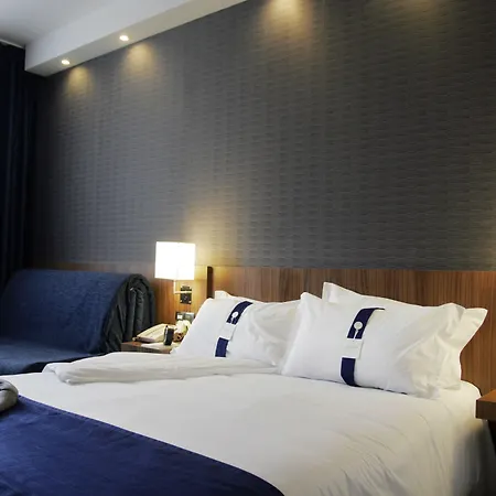 Express Bilbao Airport By Ihg Hotel