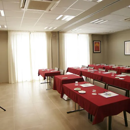 Express Bilbao Airport By Ihg 3* דריו