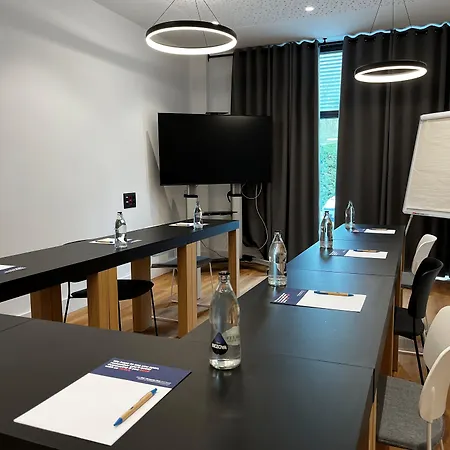 Express Bilbao Airport By Ihg 3* דריו