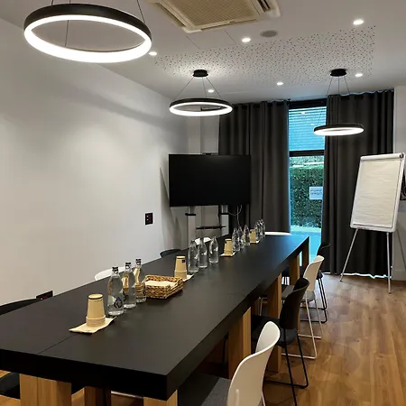 Express Bilbao Airport By Ihg 3* דריו