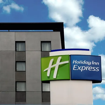 Express Bilbao Airport By Ihg فندق ديريو