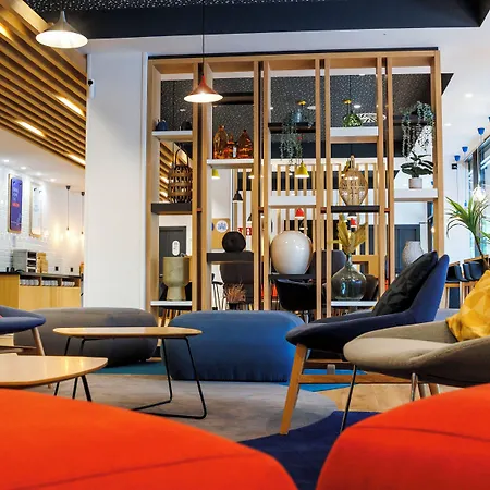 Express Bilbao Airport By Ihg Hotel 3*