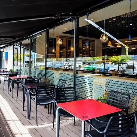 Hotel Express Bilbao Airport By Ihg Derio