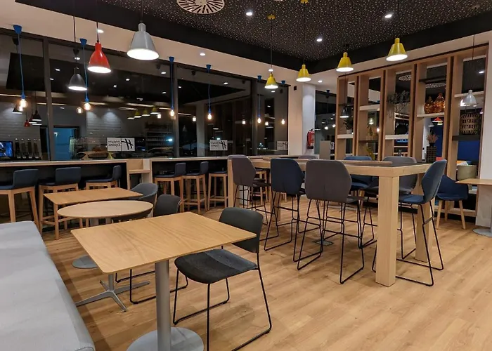 Express Bilbao Airport By Ihg Hotel