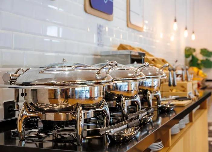 Hotel Express Bilbao Airport By Ihg