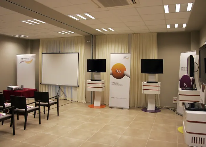 Express Bilbao Airport By Ihg Hotel 3*