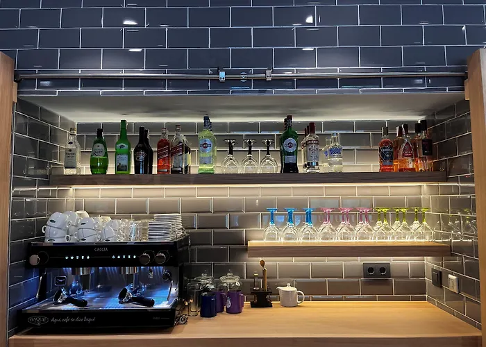 Hotel Express Bilbao Airport By Ihg Derio