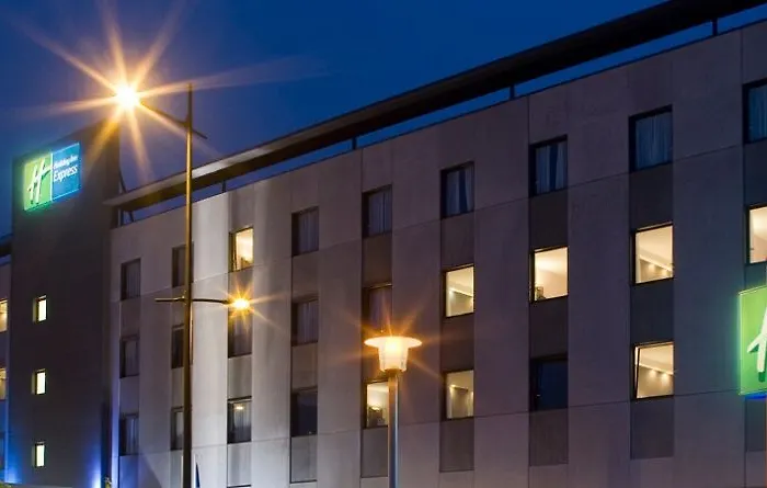 Express Bilbao Airport By Ihg 3*