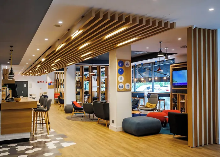 Hotel Express Bilbao Airport By Ihg Derio